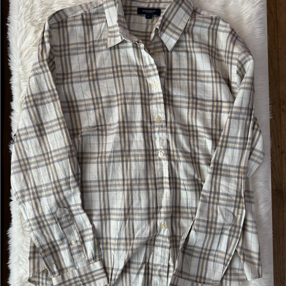 Burberry Women’s Beige and Gray Plaid Shirt